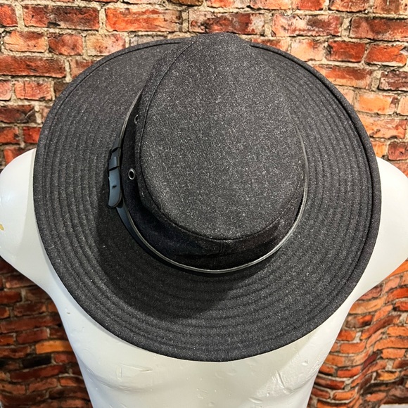 Tilley Black Wool Wide Brim Hat Leather Band Outdoor Retro Sport Fisherman Core‎ - Picture 1 of 9